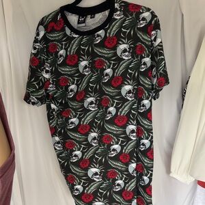 Men's Black Skull & Red Floral Print Tee